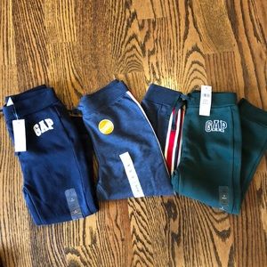 Boys Gap and Jumping Beans sweatpants/jogger lot of 3. New with tags. 4T.
